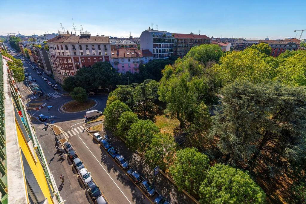 Sunny & Updated Flat With Panoramic City View 50M From M4 Stop Mailand Exterior foto